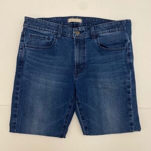 Uniqlo Jeans Mid Wash Sraight Leg 32x34in